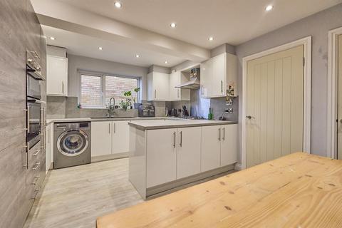 18 Cunnery Close, Barlestone, Nuneaton, CV13 0HH