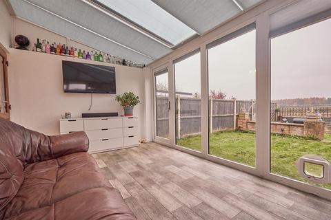 18 Cunnery Close, Barlestone, Nuneaton, CV13 0HH