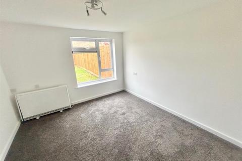 2 bedroom semi-detached house for sale, Showfield, Royal Wootton Bassett, Swindon