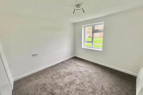 2 bedroom semi-detached house for sale, Showfield, Royal Wootton Bassett, Swindon