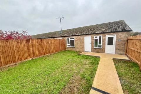 2 bedroom semi-detached house for sale, Showfield, Royal Wootton Bassett, Swindon