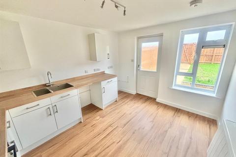15 Showfield, Royal Wootton Bassett, Swindon, SN4 7HY