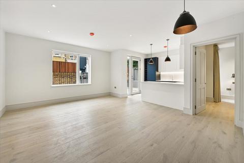 2 bedroom flat to rent, 2a Spencer Road, London, SW18