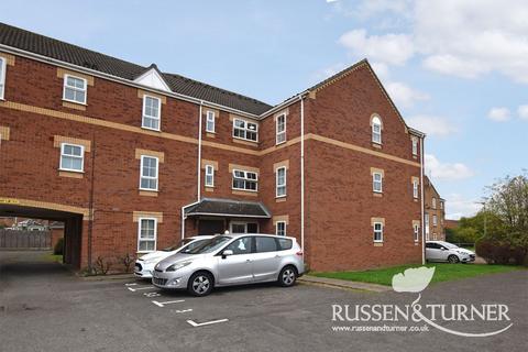 2 bedroom ground floor flat for sale, Churchill Court, King's Lynn PE30