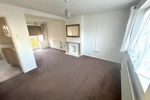 2 bedroom terraced house to rent, Stuart Way, Staines-upon-Thames, TW18