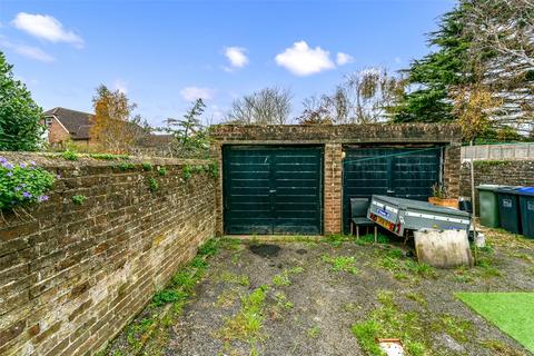 2 bedroom flat for sale, Cissbury Road, Worthing, West Sussex, BN14