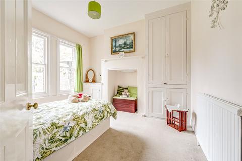 2 bedroom flat for sale, Cissbury Road, Worthing, West Sussex, BN14