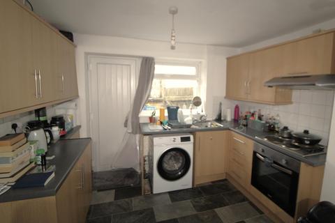 203 Briercliffe Road, Burnley, BB10 1UR