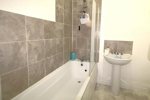 203 Briercliffe Road, Burnley, BB10 1UR