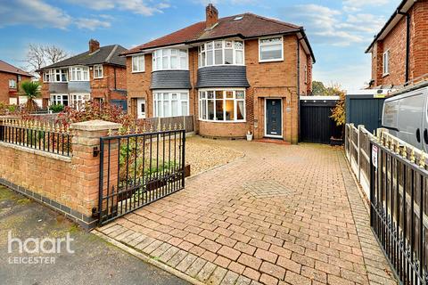 3 bedroom semi-detached house for sale, Hardie Crescent, Leicester