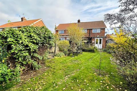 3 bedroom semi-detached house for sale, Bishops Close, Cawood