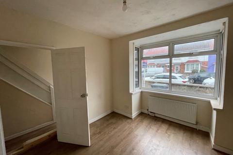 4 bedroom terraced house to rent, Westmorland Road, Swindon SN1