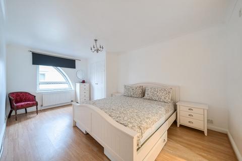 3 bedroom apartment to rent, Greville Road London NW6