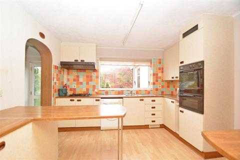 4 bedroom detached house for sale, Castle Road, Bayston Hill, Shrewsbury