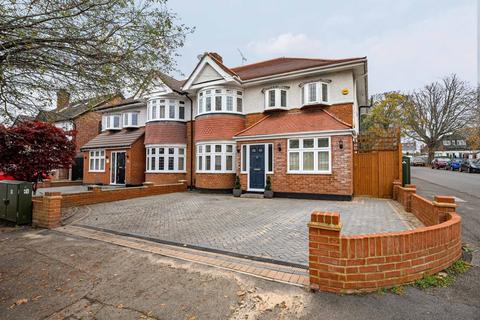 95 The Chase, Eastcote, Pinner, HA5 1SH