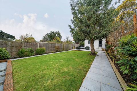 95 The Chase, Eastcote, Pinner, HA5 1SH