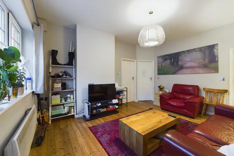 2 bedroom flat for sale, East Street, Abington, Northampton, NN1 5JZ