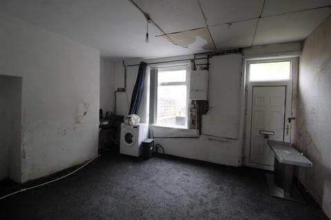 2 bedroom terraced house for sale, Dyson Road, Halifax