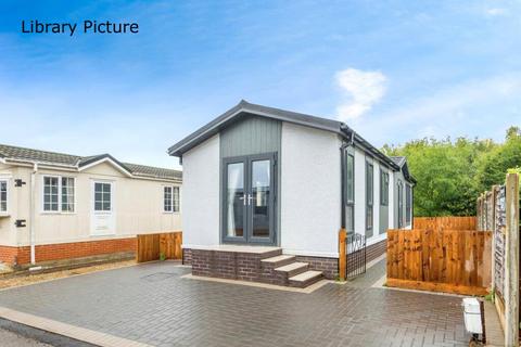 2 bedroom park home for sale, Field Place, Naish Estate, Barton On Sea, Hampshire, BH25