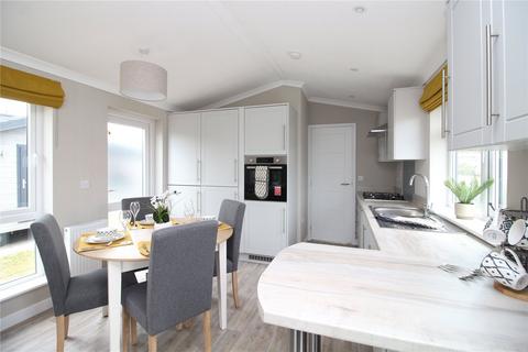 2 bedroom park home for sale, Field Place, Naish Estate, Barton On Sea, Hampshire, BH25