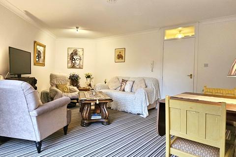 1 bedroom retirement property for sale, Magdalene Street, Glastonbury, BA6