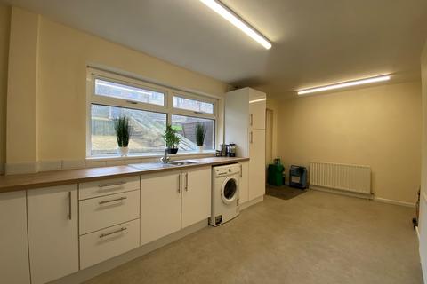 3 bedroom terraced house for sale, Merrivale Road, Allerton, Bradford, BD15