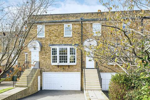 4 bedroom terraced house for sale, Hogarth Way, Hampton TW12