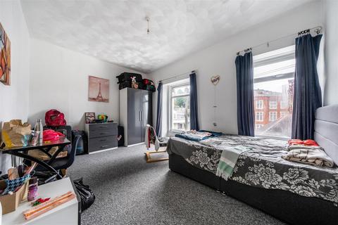 5 bedroom house share for sale, Stanley Terrace, Mount Pleasant, Swansea