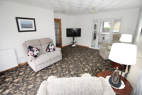 2 bedroom ground floor flat for sale, Honeysuckle Lane, Jamestown G83