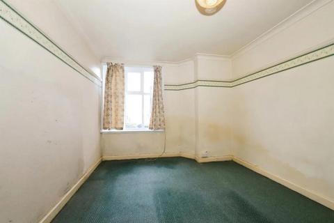 15 Crowther Road, Wolverhampton, WV6 0HZ