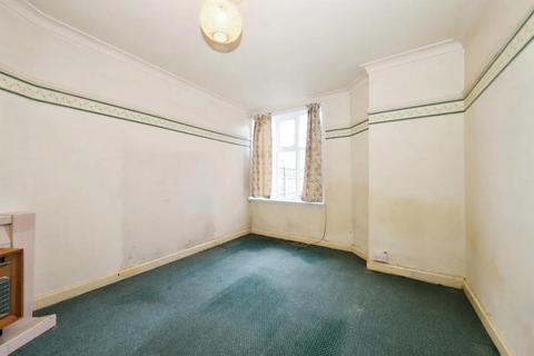 15 Crowther Road, Wolverhampton, WV6 0HZ