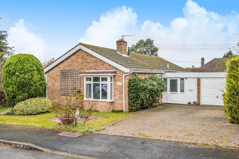 3 bedroom bungalow for sale, Links Way, Bookham, KT23