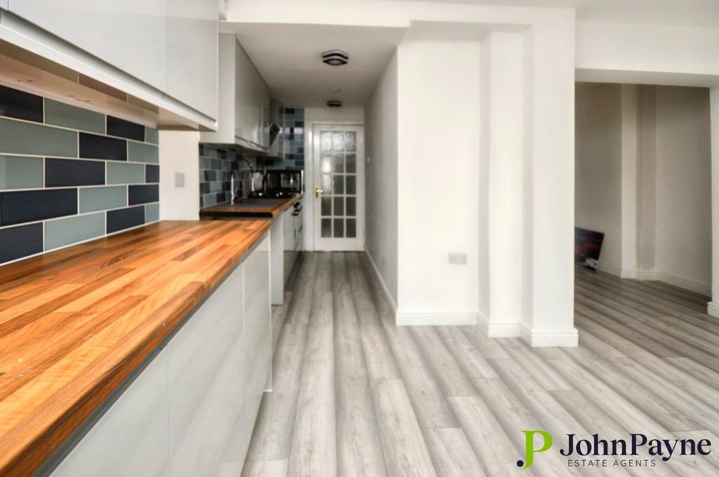 Living Room/Kitchen