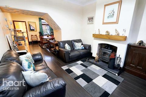 3 bedroom terraced house for sale, Canal Street, Leicester