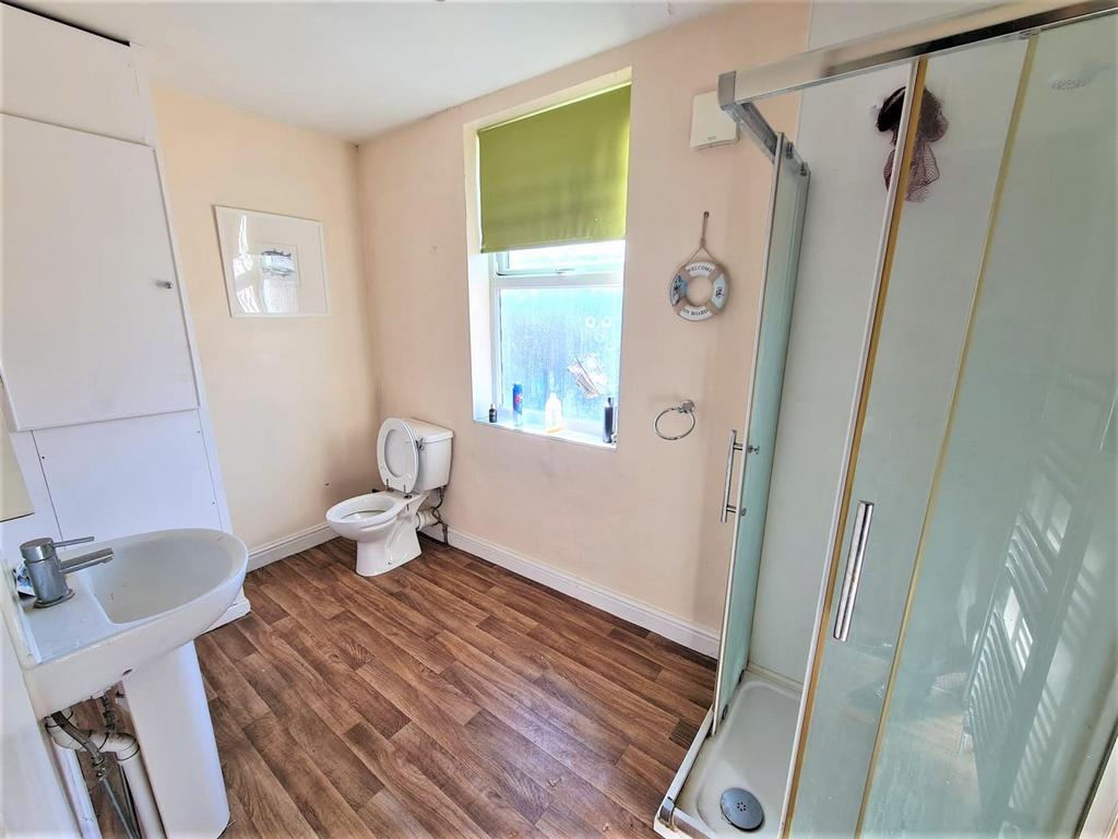 Shared Shower Room With WC