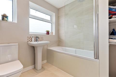 273 Aragon Road, Morden, SM4 4QP