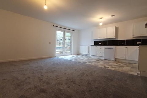 3 bedroom apartment to rent, Auchmuirbridge, Leslie KY6