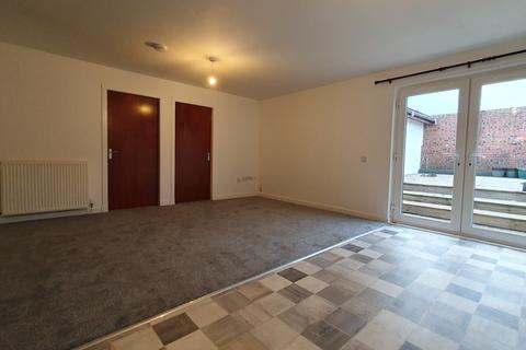 3 bedroom apartment to rent, Auchmuirbridge, Leslie KY6