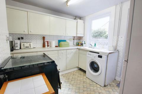 2 bedroom terraced house for sale, QUEEN ANNE'S TERRACE, LEATHERHEAD, KT22