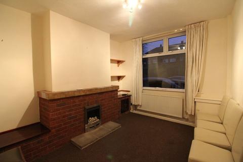 2 bedroom terraced house to rent, 49 Byron Street