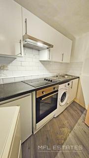 Studio to rent, Lee High Road, London SE13