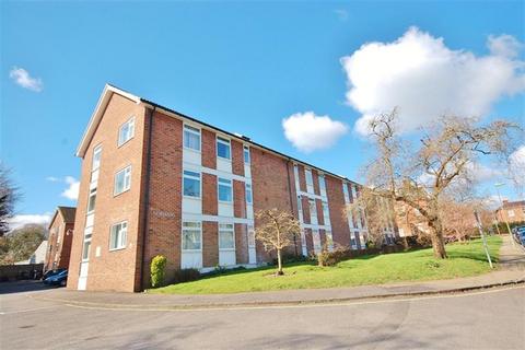 2 bedroom flat to rent, Winchester