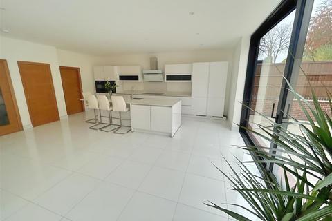 5 bedroom detached house for sale, Monmouth Drive, Sutton Coldfield, Birmingham