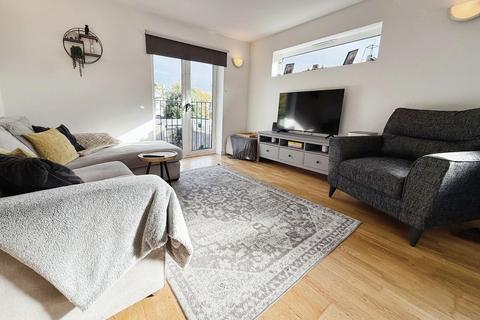 2 bedroom flat for sale, Fetherston Road, James Court Fetherston Road, SS17