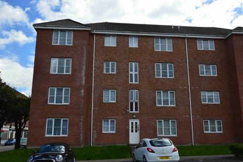 2 bedroom flat to rent, Tullis Gardens, Bridgeton, Glasgow, G40