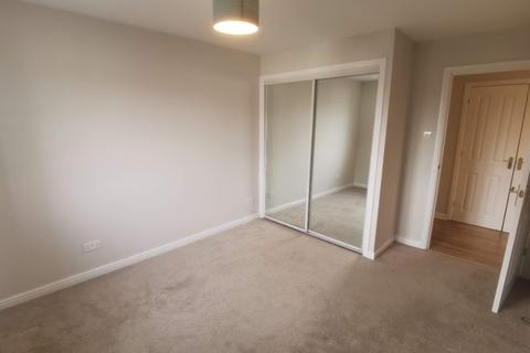 2 bedroom flat to rent, Tullis Gardens, Bridgeton, Glasgow, G40