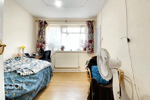 2 bedroom maisonette for sale, Dormers Wells Lane, Southall