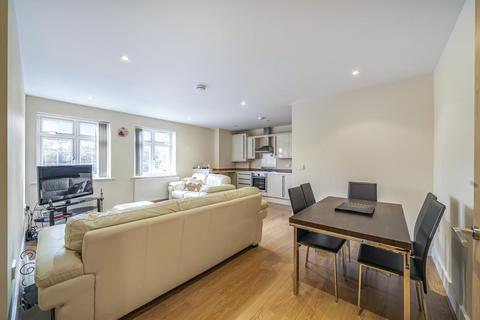 2 bedroom flat for sale, Elmers end road, Beckenham