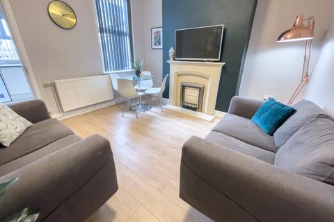 5 bedroom terraced house to rent, Cotswold Street, L7 2PY,
