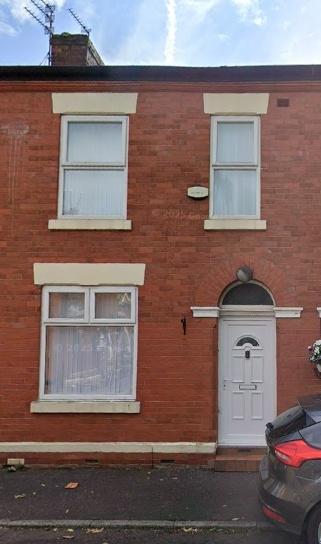 Available 3/4 Bedroom House in Upper Gloucester R
